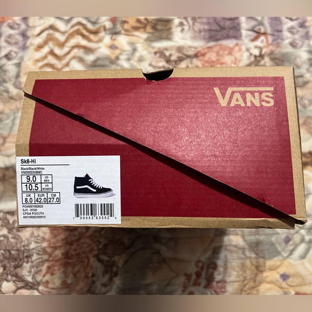 Vans  sk8 hi - Unisex- W size 10.5 and M size 9 - Picture 2 of 5